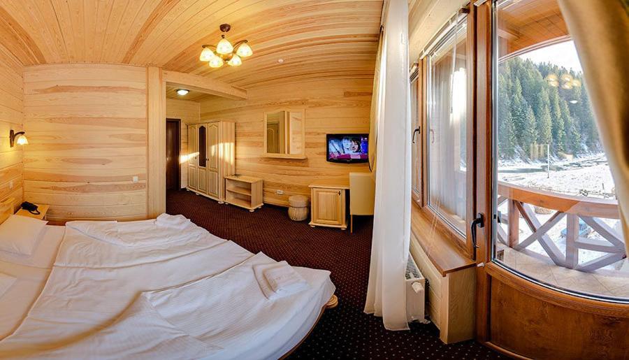 Forest House Tatariv Δωμάτιο φωτογραφία