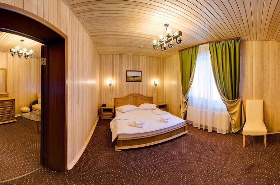 Forest House Tatariv Δωμάτιο φωτογραφία