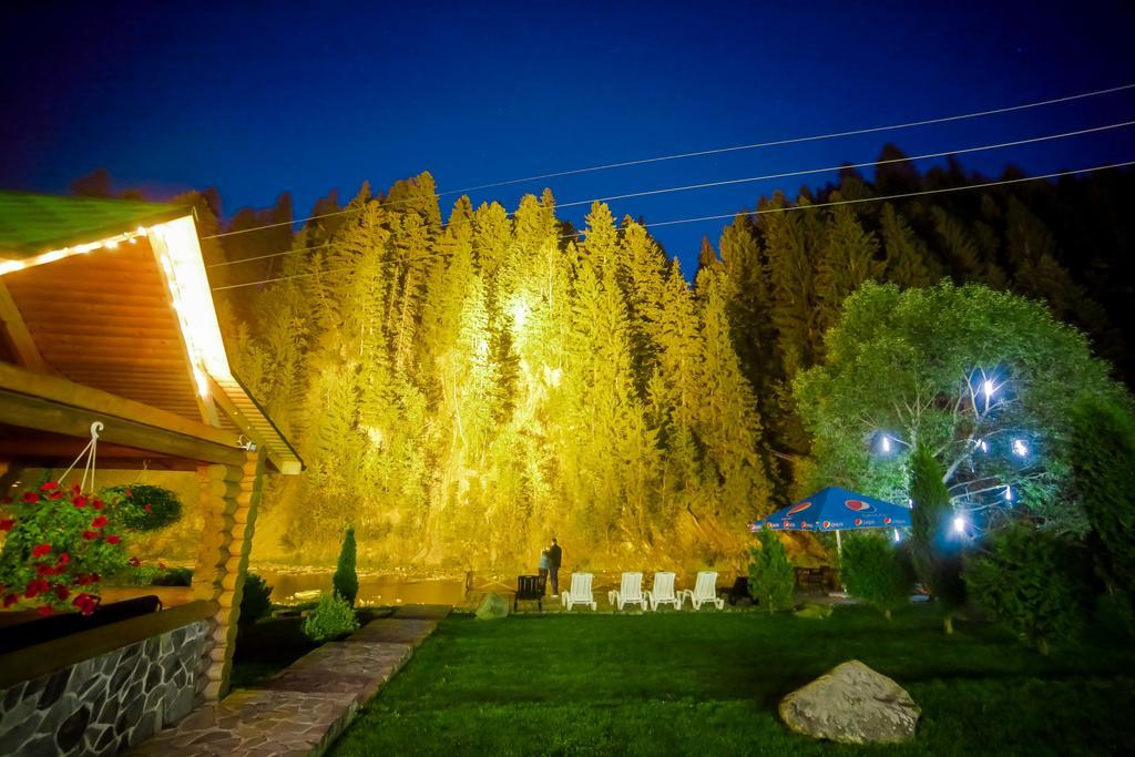 Forest House Tatariv Εξωτερικό φωτογραφία